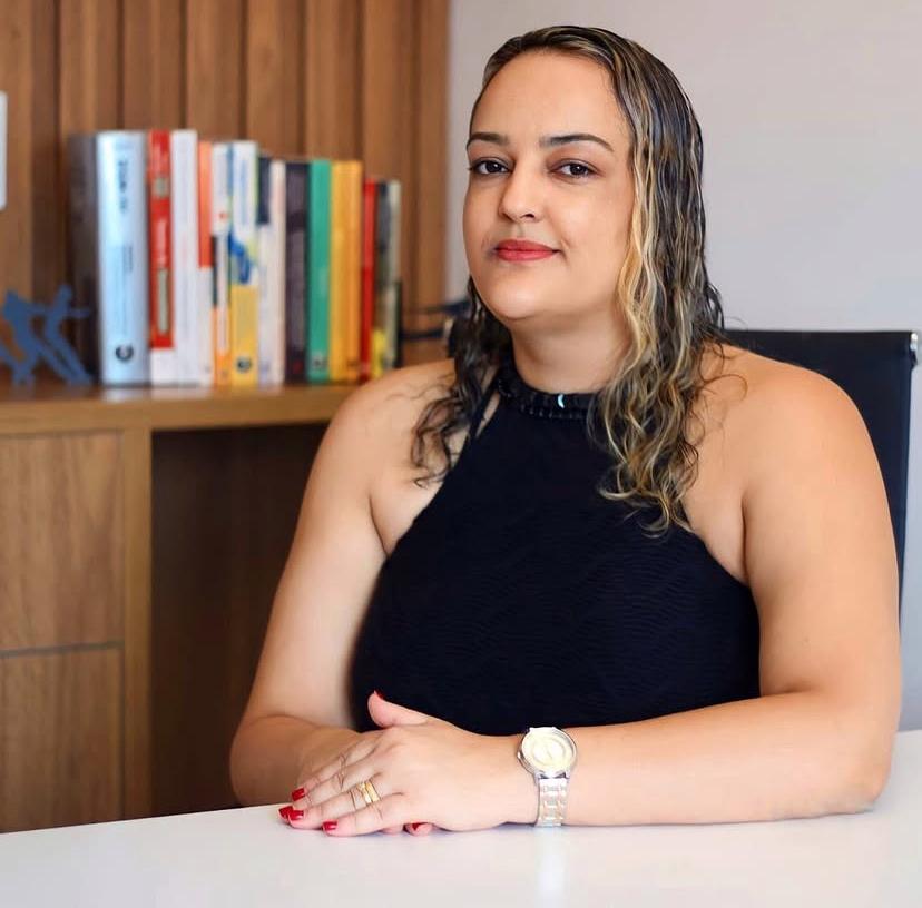 Psicóloga Leonária Alves